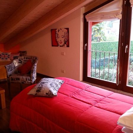 B&B Douglas House Varese Zewnętrze zdjęcie